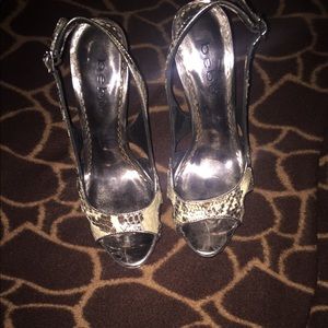 Women’s slingback heels